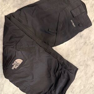 The North Face Boys 7/8 Black HyVent Freedom Snow Pants